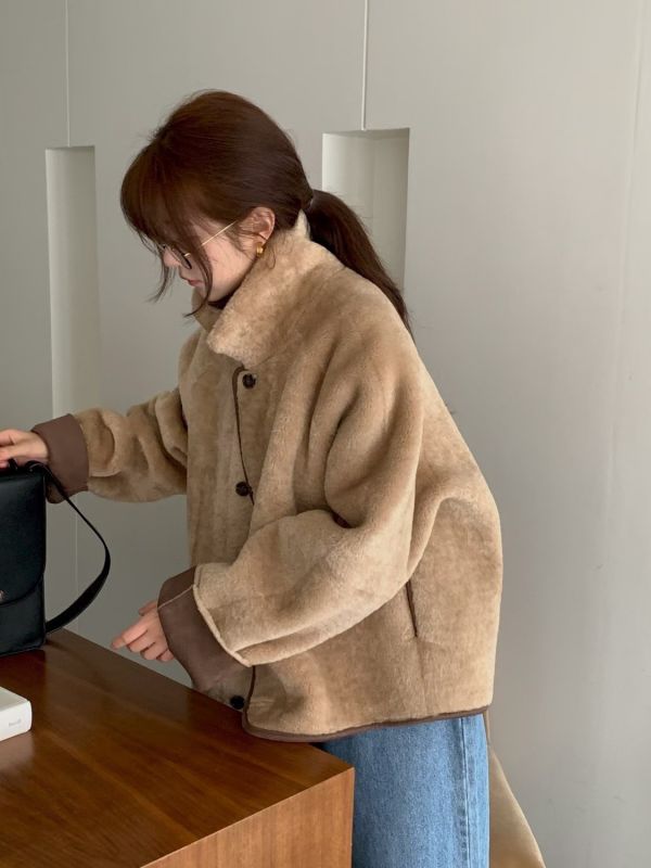 雙面穿 | 暖絨麂皮外套 (2 colors) 雙面穿暖絨麂皮木釦外套