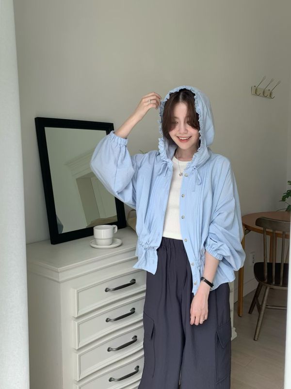 涼感連帽蕾絲防曬外套（2 colors） 涼感連帽蕾絲防曬外套