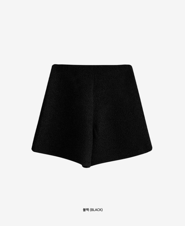 (限時三天）暖絨羊毛A字短褲(2 colors) 暖絨羊毛A字短褲