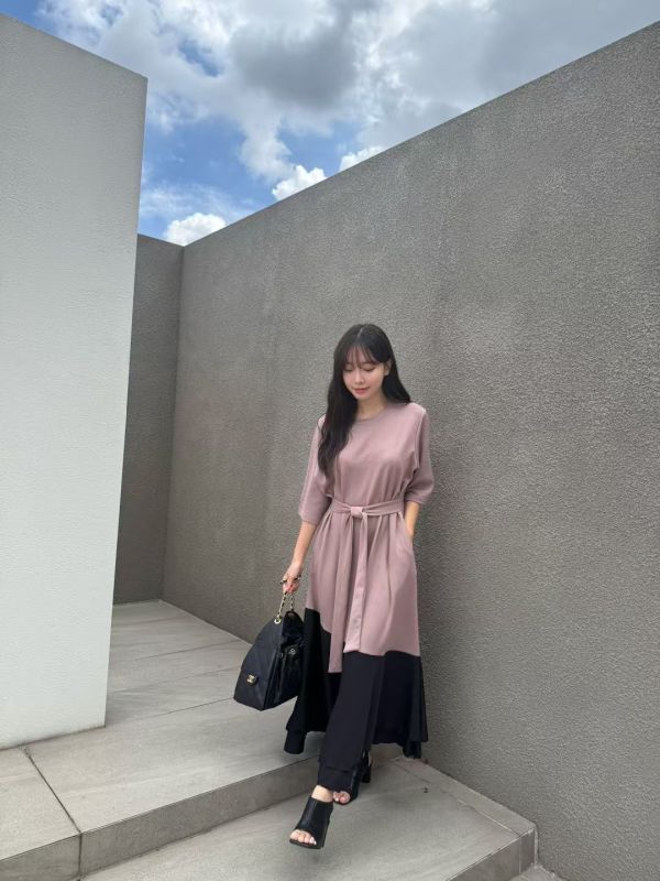 優雅光影拼色洋裝 (2 colors) 優雅光影拼色洋裝