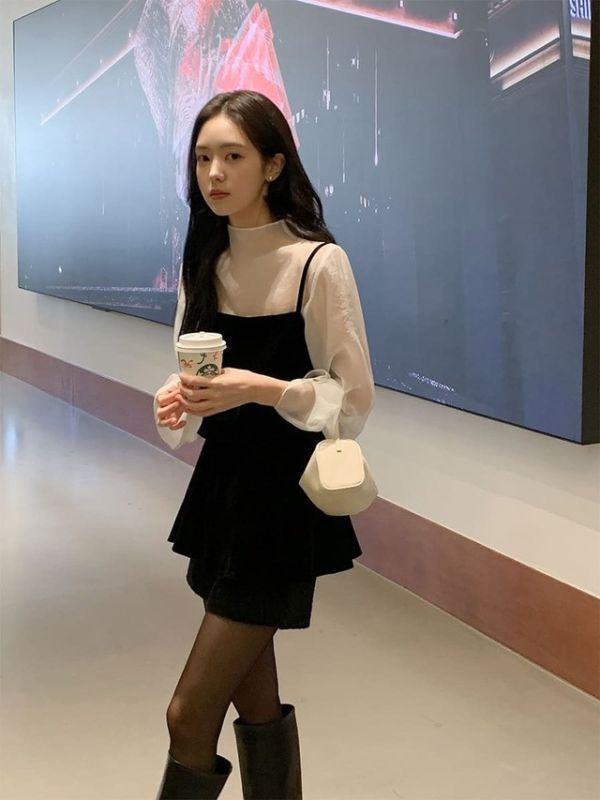 (限時三天）月光天鵝絨後綁帶層次背心 月光絨感後綁帶層次背心