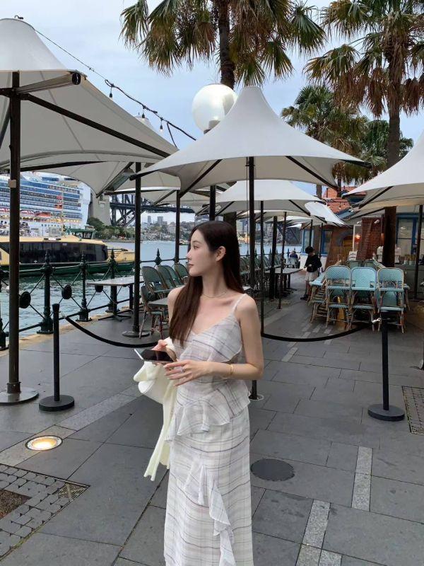 戀夏微光．荷葉格紋洋裝 (3 colors) 戀夏微光荷葉格紋洋裝