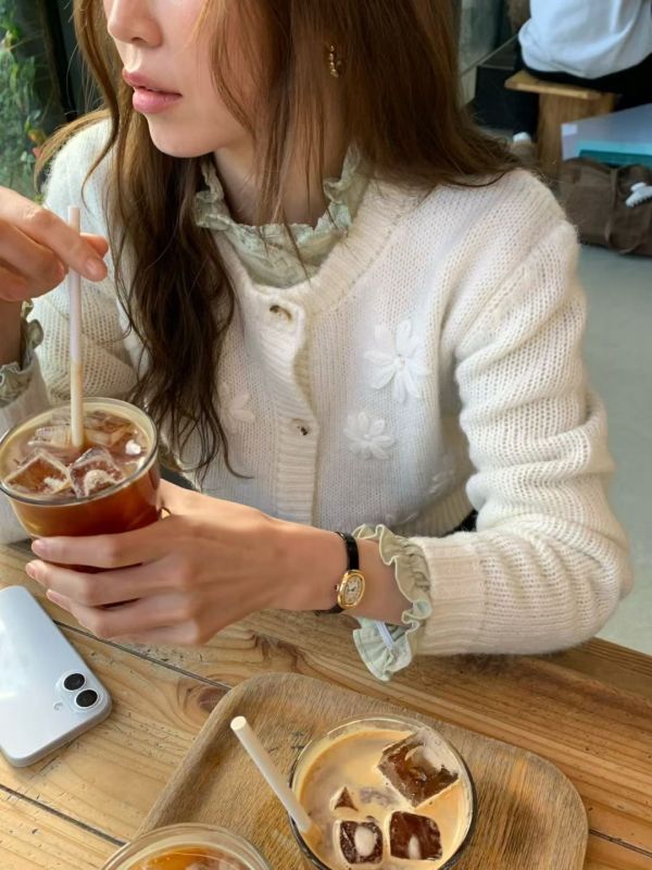 立體花漾氣質羊駝毛外套（3 colors） 立體花漾氣質羊駝毛外套