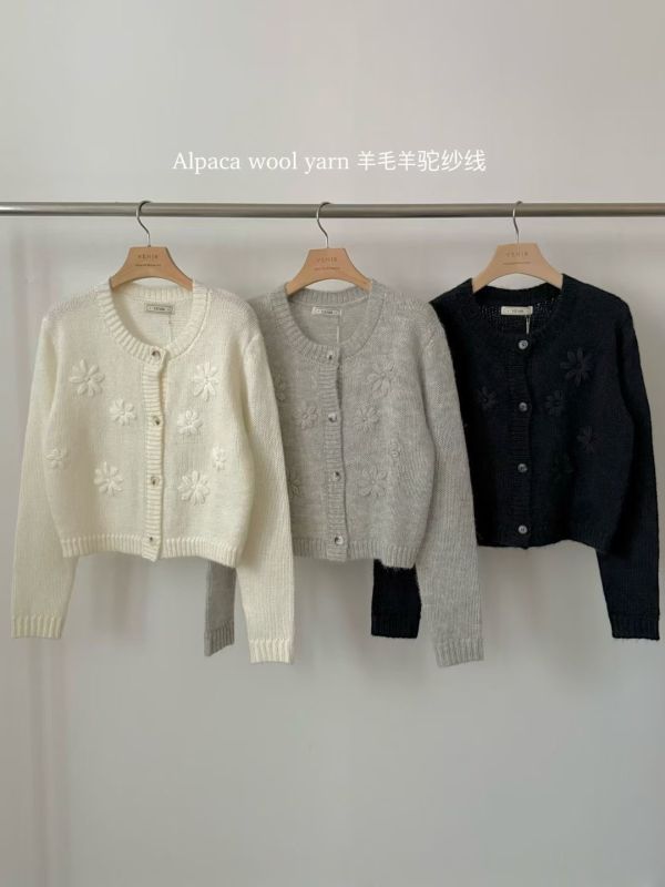 立體花漾氣質羊駝毛外套（3 colors） 立體花漾氣質羊駝毛外套