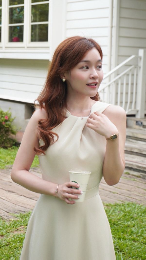 優雅交叉緞面輕婚紗洋裝（3 colors） 優雅交叉緞面輕婚紗洋裝