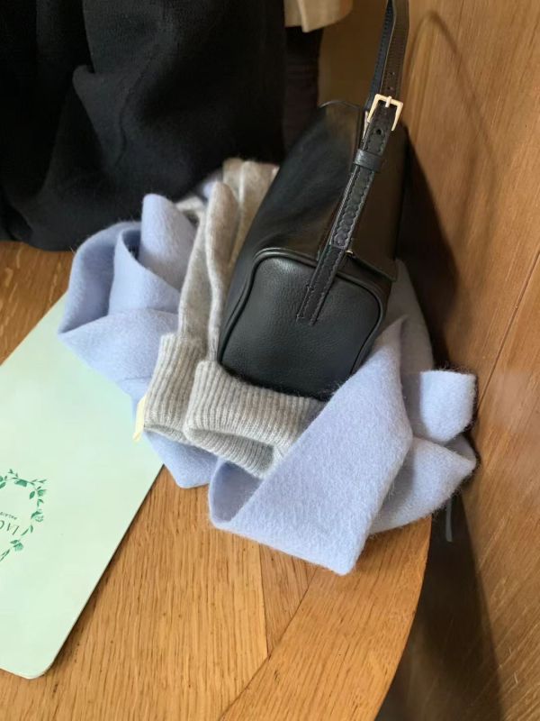 柔霧羊毛圍巾(3 colors) 柔霧羊毛圍巾