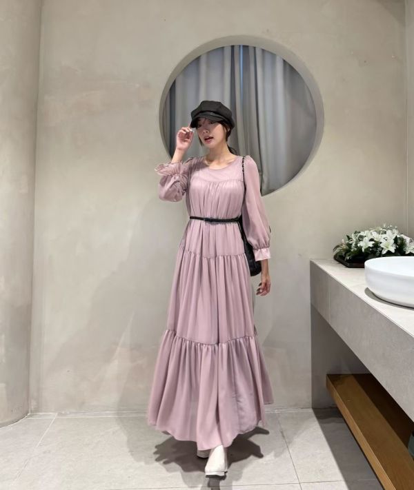 飄逸層影雪紡長洋裝(附腰帶)（3 colors） 飄逸層影雪紡長洋裝