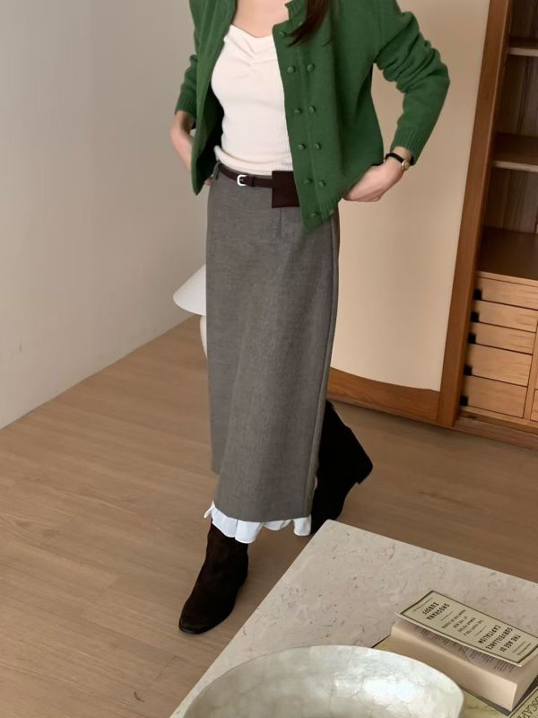 挺版層次蕾絲拼接長裙（2 colors） 挺版層次蕾絲拼接長裙