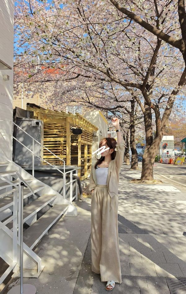 鬆弛時髦感天絲條紋長褲(3 colors) 鬆弛時髦感天絲條紋長褲