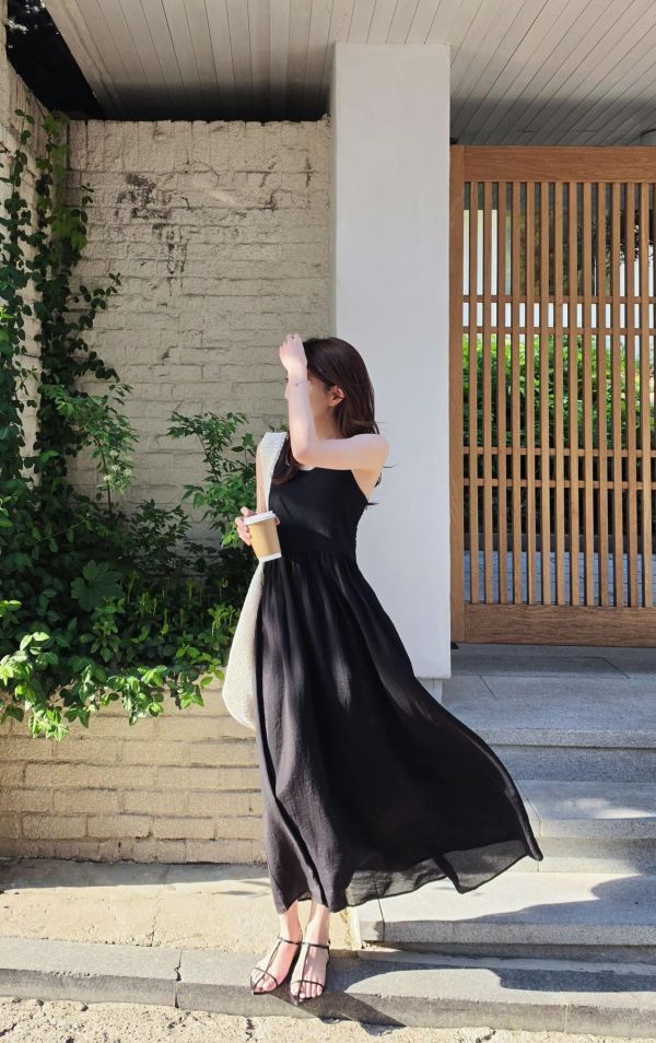 夏日渡假感方領長洋裝（3 colors） 夏日渡假感方領長洋裝