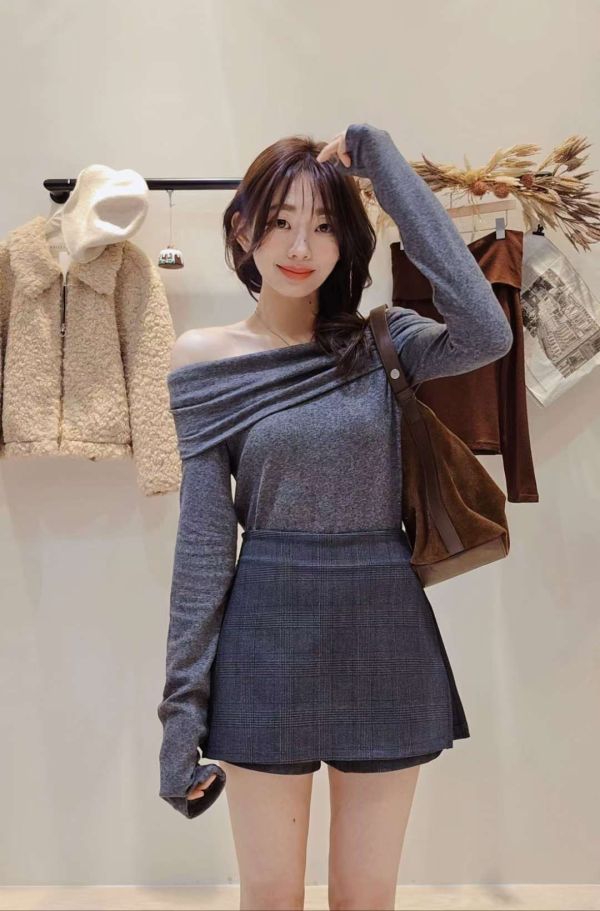 多穿法露肩天絲羊毛超彈力T (5 colors) 多穿法露肩天絲羊毛超彈力T