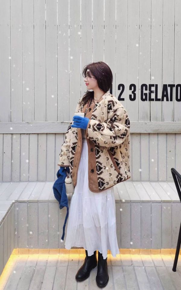 費爾島羊羔毛鋪棉雙面大衣 費爾島羊羔毛鋪棉雙面大衣