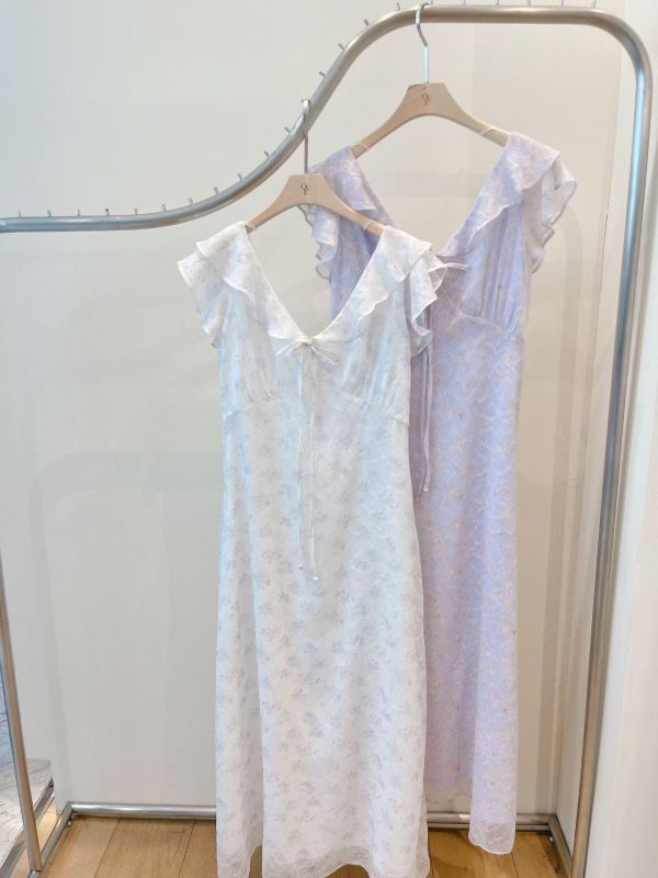 花霧荷葉綁帶長洋裝 (2 colors) 花霧荷葉綁帶長洋裝