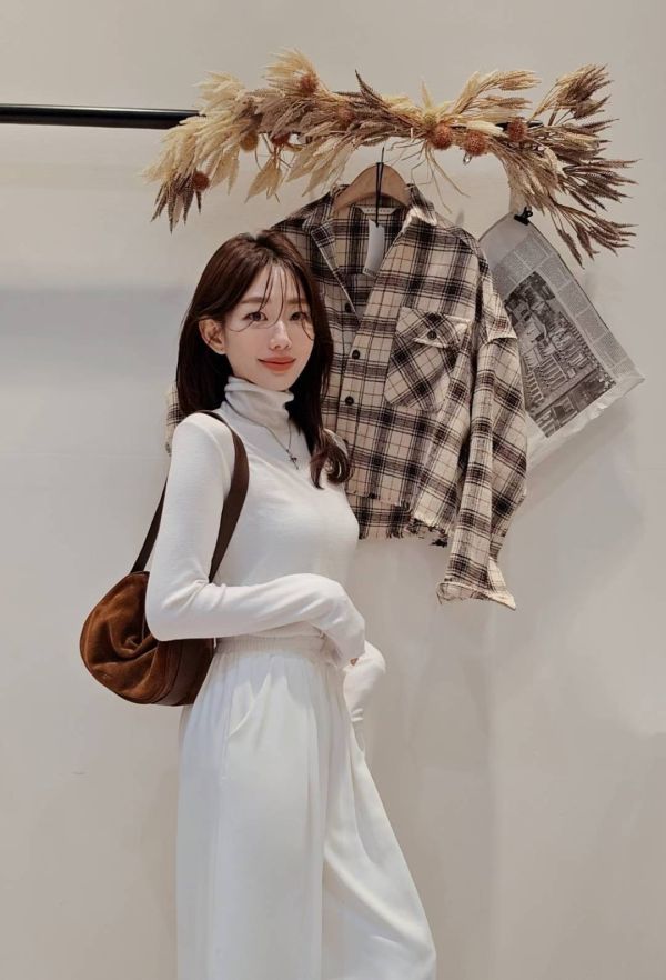 每年都爆款的打底天絲羊毛超彈力T (4 colors) 每年都爆款的打底天絲羊毛超彈力T