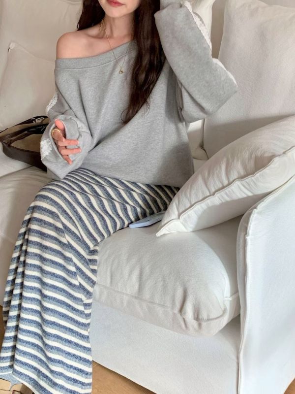 Bella蕾絲一字肩拼接上衣(2 colors) Bella蕾絲肩線落肩棉上衣