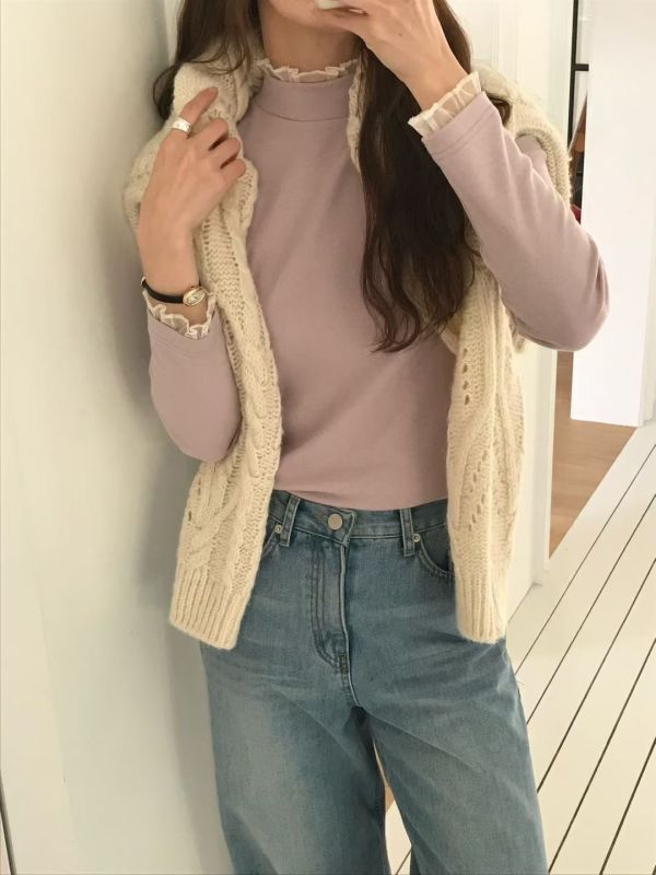 人手一件優雅羊毛蕾絲內搭（7 colors） 優雅羊毛蕾絲內搭