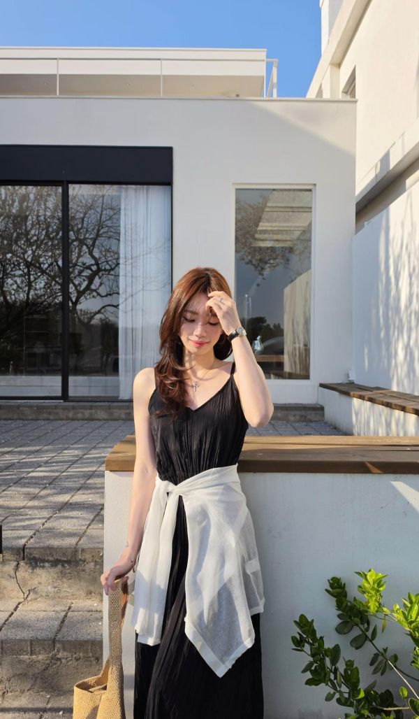 微光澤波紋氣質女神洋裝(3 colors) 微光澤波紋氣質女神洋裝