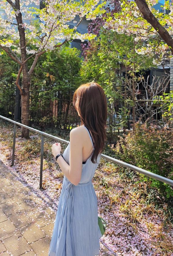 微光澤波紋氣質短洋裝(3 colors) 微光澤波紋氣質短洋裝