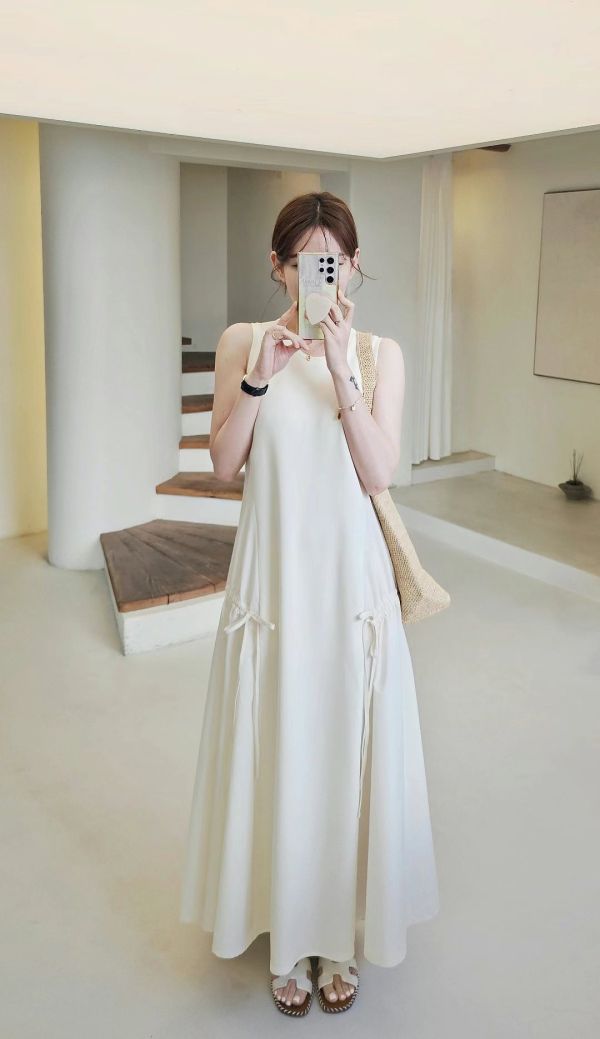 異材質綁帶傘狀長洋裝(3 colors) 異材質綁帶傘狀長洋裝