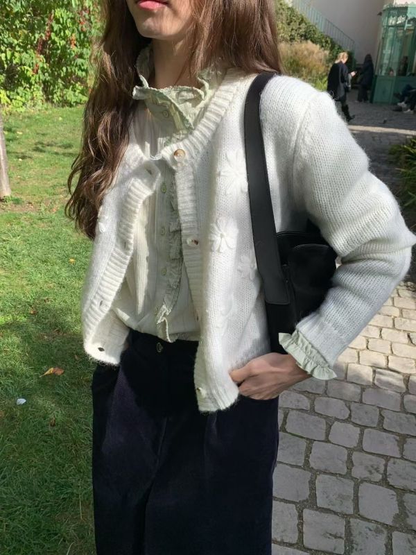 立體花漾氣質羊駝毛外套（3 colors） 立體花漾氣質羊駝毛外套