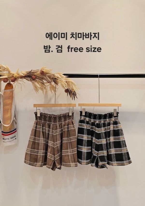 英倫風格紋小褲裙（2 colors） 英倫風格紋小褲裙