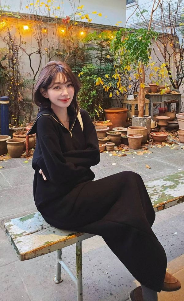 質感混羊毛羅馬布拉鍊上衣&長裙 