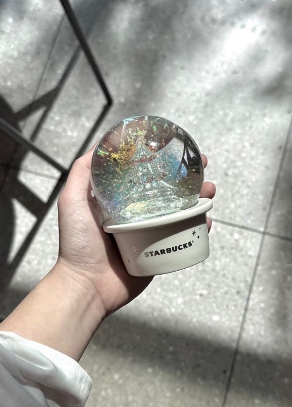 上海星巴克 最新冬季雪花系列 