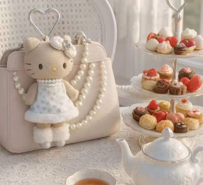 三麗鷗 長腿系列吊飾 Kitty/美樂蒂/庫洛米/羊咩咩 