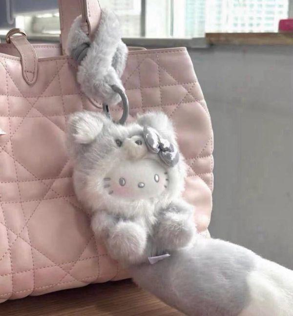Kitty 恐龍骨頭吊飾 / 治癒森林系列 長尾巴吊飾 / 美國限定 kitty x 哥吉拉 擺飾 / 三麗鷗哥吉拉擺飾 