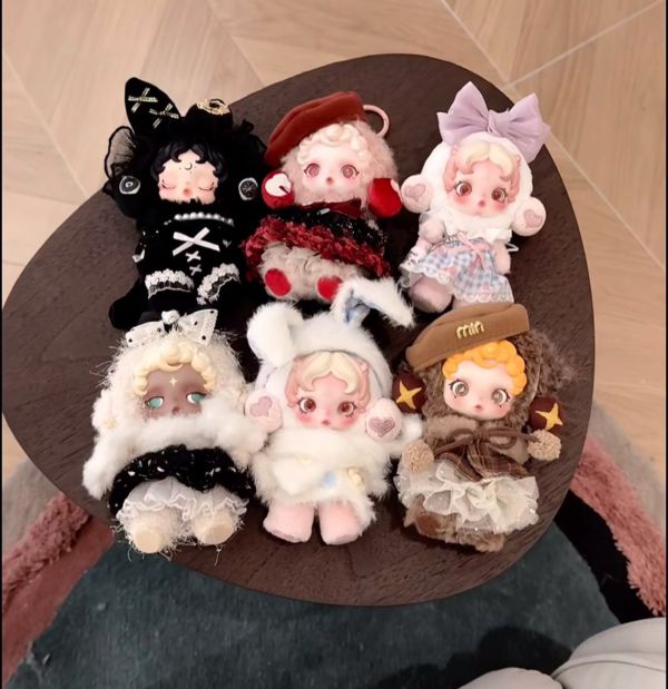 泡泡瑪特 SKULLPANDA SP光織園 / 溫度系列 / 冬日樂章 盲盒 訂製款鑰匙吊飾 / 車掛 / 家用掛飾 / 永生花夜燈 