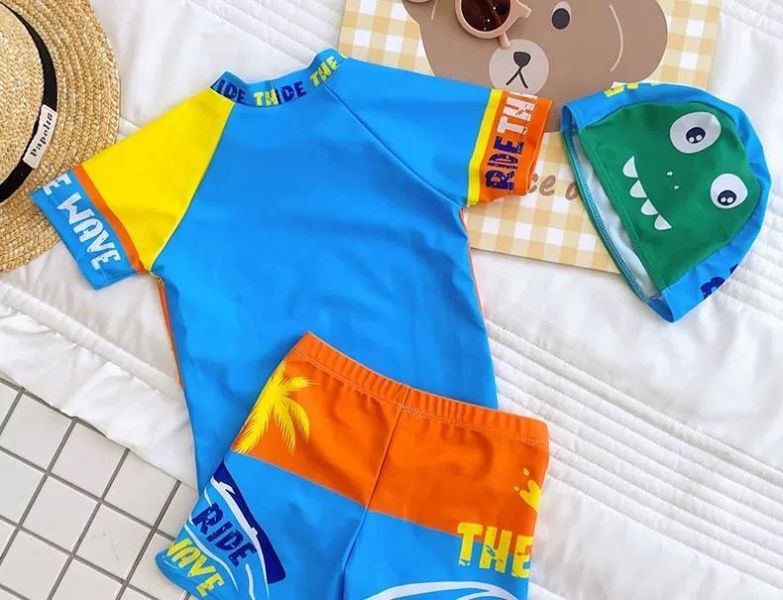 恐龍兩件式泳衣（含泳帽） 
