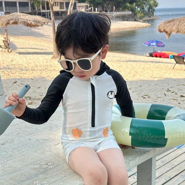 企鵝連帽連身泳衣 