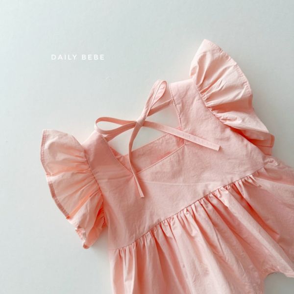 Daily bebe  蝴蝶結小露背套裝 