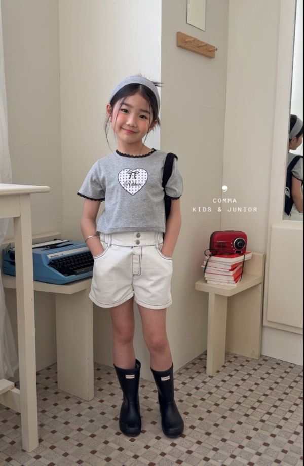 COMMA 兩顆扣短褲 