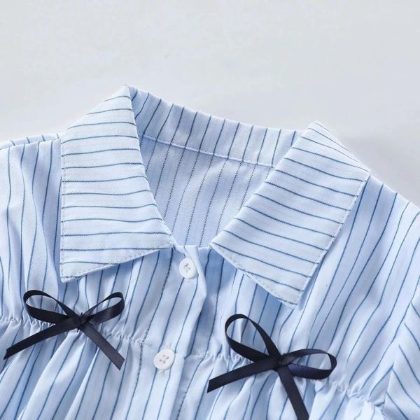 蝴蝶結襯衫短裙套裝 