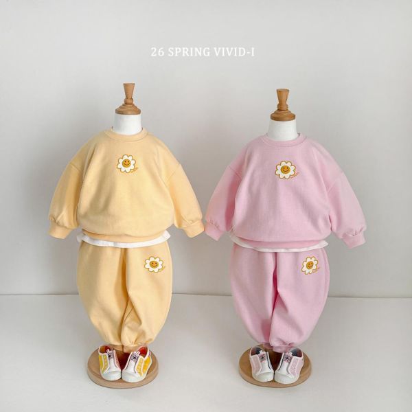 正韓-笑臉花花套裝(VIVID) 