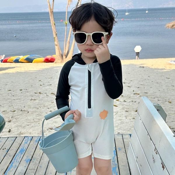 企鵝連帽連身泳衣 