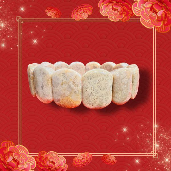 珊瑚手珠 內直徑5.8公分、外直徑6.9公分 