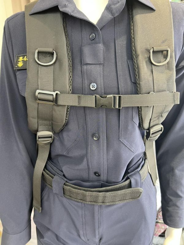 [警專預備教育/配件]超大容量黑色後背包 素色後背包/黑色/背包