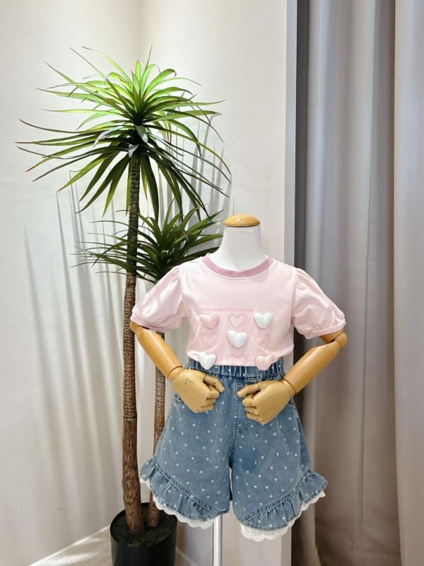 點點蕾絲牛仔短褲 點點蕾絲牛仔短褲