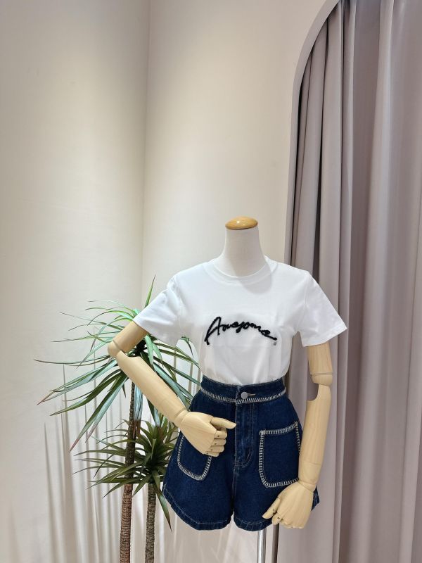 車線滾邊牛仔短褲 車線滾邊牛仔短褲