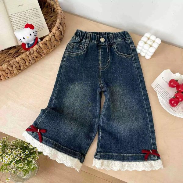 蕾絲蝴蝶結牛仔褲 蕾絲蝴蝶結牛仔褲