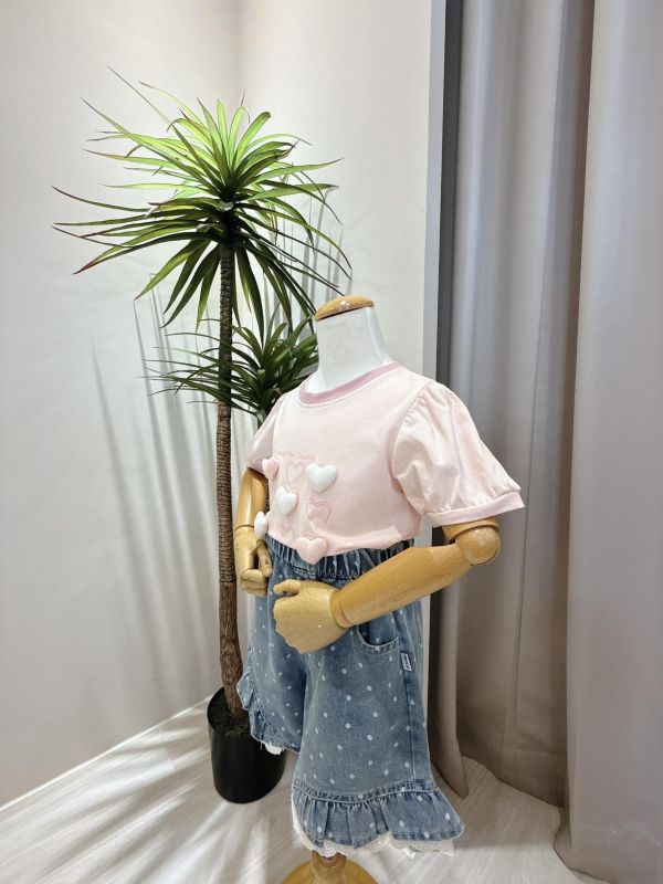 點點蕾絲牛仔短褲 點點蕾絲牛仔短褲