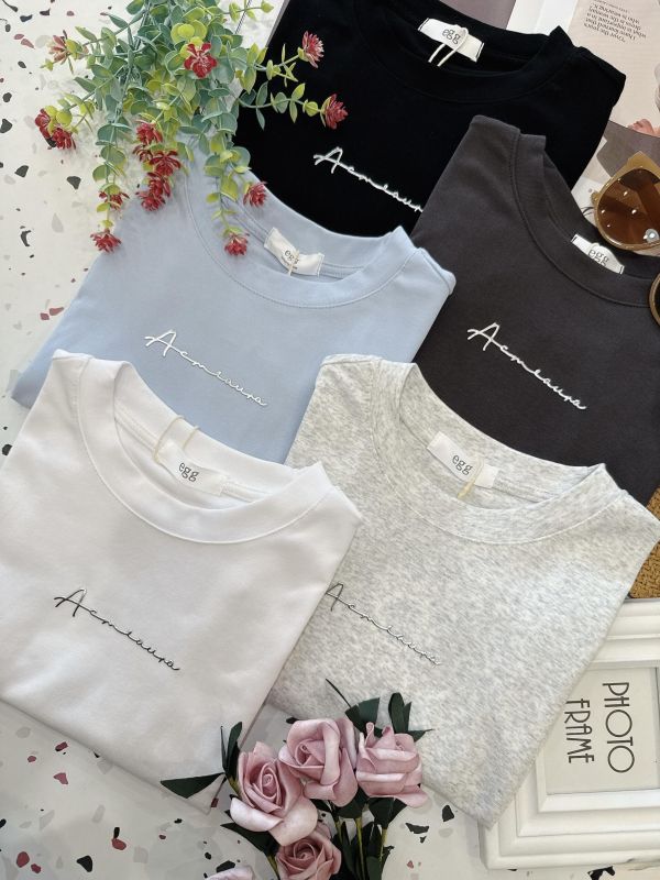 質感燙銀字母抓皺上衣 質感燙銀字母抓皺上衣