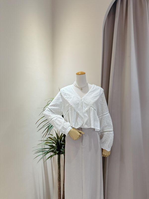 後開衩彈性西裝裙 後開衩彈性西裝裙