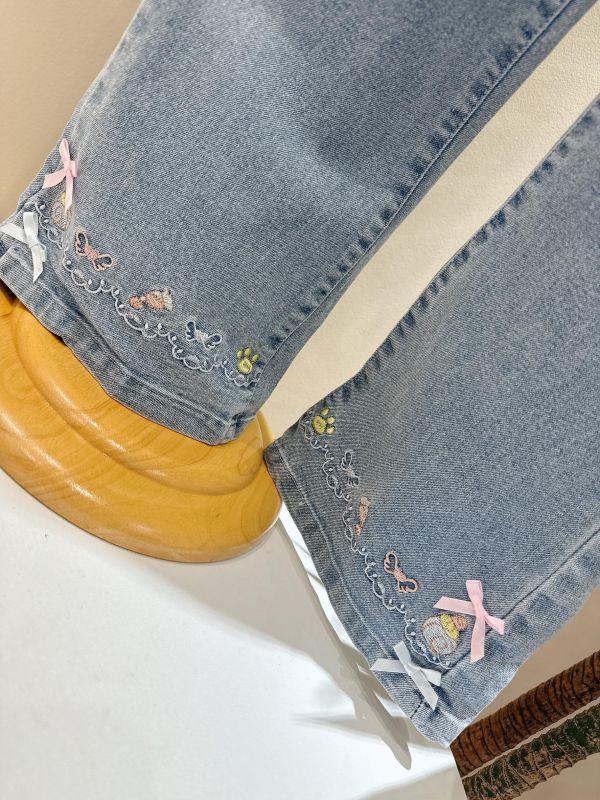 刺繡蛋糕牛仔褲 刺繡蛋糕牛仔褲