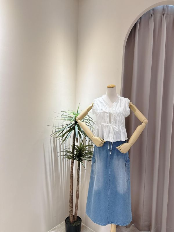 大口袋造型工裝牛仔長裙 大口袋造型工裝牛仔長裙