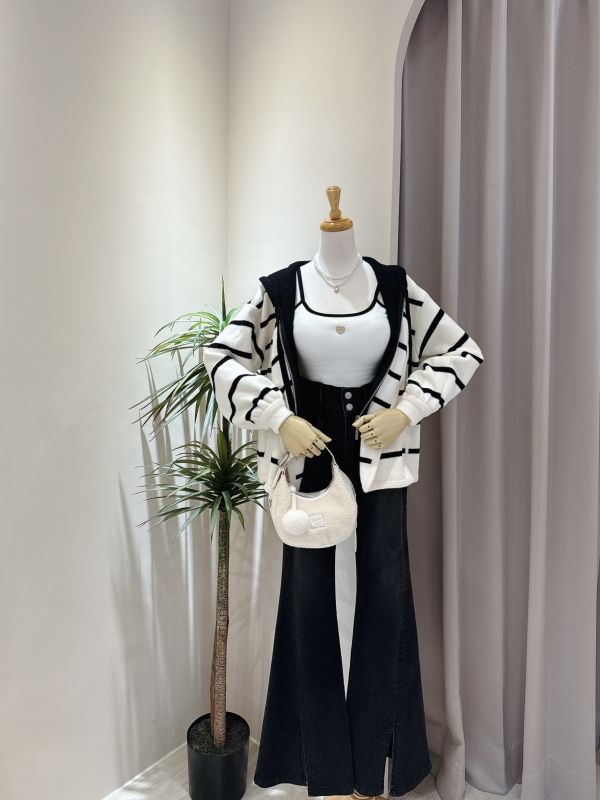 愛心小金牌磨毛撞色小可愛 愛心小金牌撞色小可愛