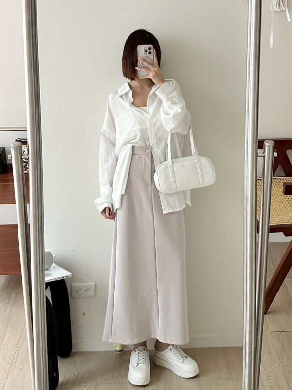 後開衩彈性西裝裙 後開衩彈性西裝裙