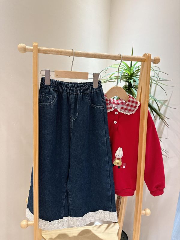 蕾絲勾花加絨牛仔褲 蕾絲勾花加絨牛仔褲